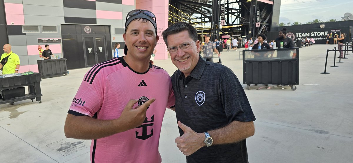 RedSaffer's tweet photo. A real pleasure to meet Tom and Vinny at Chase Stadium for @InterMiamiCF game tonight! Representing @PBDsPodcast @valuetainment fans from SA and around the world 🇿🇦 @patrickbetdavid #FutureLooksBright https://t.co/Z1lxSaBh9O