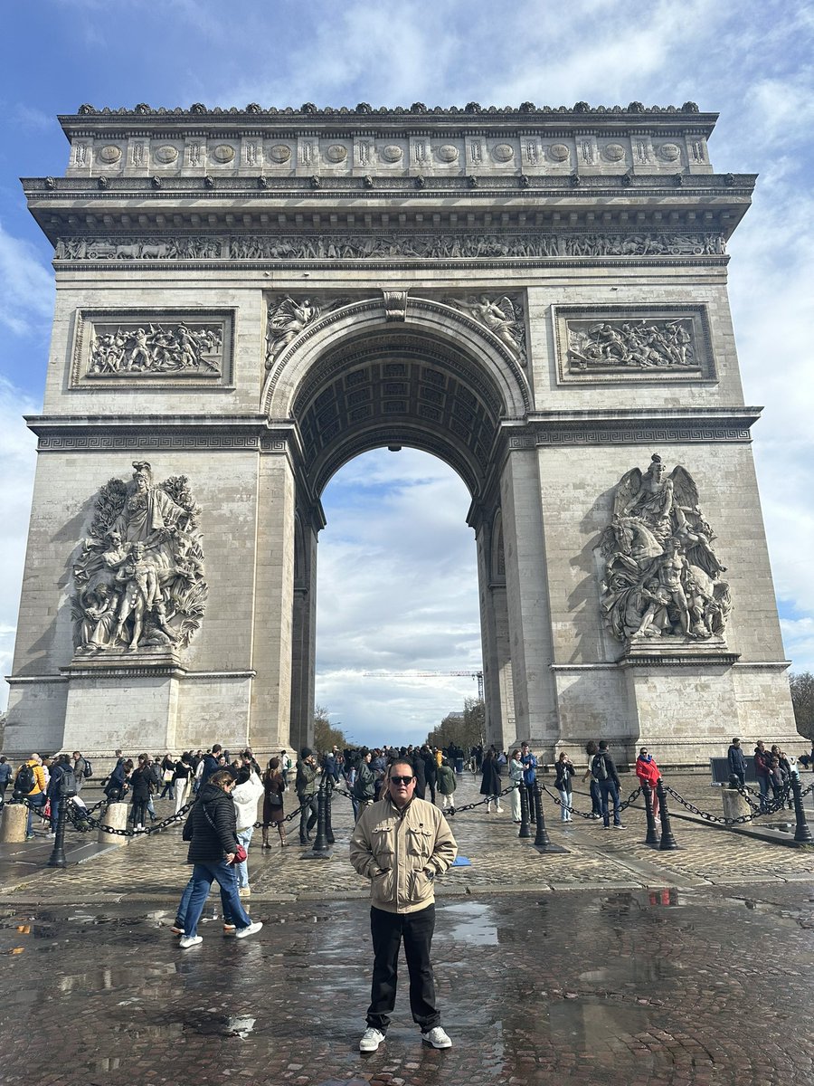 aguzmanmejia's tweet photo. El Arco del Triunfo.
#ElArcoDelTriunfo #ArcoDelTriunfo #elarcodetriunfo #elarcodetriunfodeparís #arcodetriunfo #paris #parís #arcdetriumph #arcdetriompheparis #arcdetriomf #arcdetriomphe #francia #france #french #parisfrance https://t.co/eQaTJXCM3k