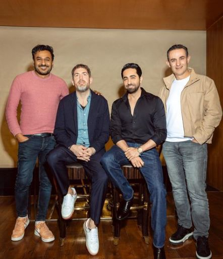 feedmileapp's tweet photo. Ayushmann Khurrana secures global recording deal with Warner Music India, set to release new music this month.
#feedmile #Actor #Singer #AyushmannKhurrana #music #WarnerMusic #recordinglabel https://t.co/M1PIkFFJnN