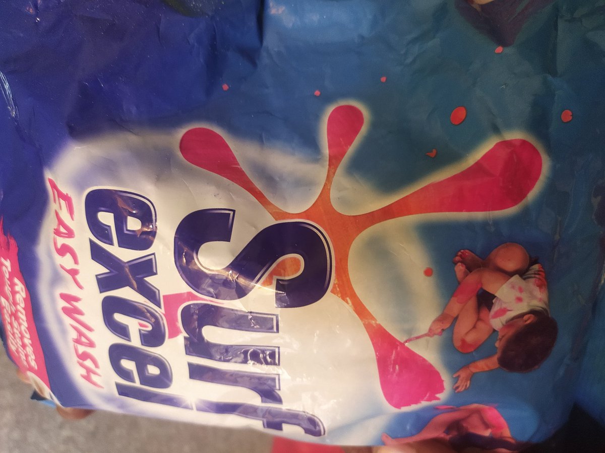 Mdaskar01's tweet photo. @amazonIN order Number 407-1631516-1251556, please avoid such a damage items to deliver the customers.. 😡 https://t.co/XfF9sqXeSM