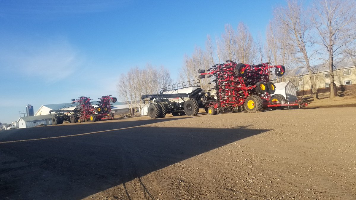Edward Hofer tweet media