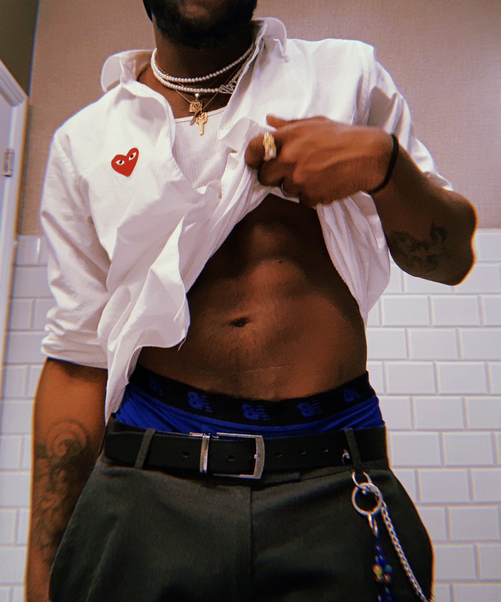 CutObsidian's tweet image. Looking For Mutuals #nsfwtw #nsfw_twt 
New to NSFW Twitter 
26
BBC 
Interest Include:
Tattoos,BDSM, Punk Music, Gaming, Skating, Gym , Reading 

Pansexual 
If your a sexy mf your a sexy mf 😂🤷🏾‍♂️

Follow and Comment To Be Moots looking for new Homies 

#NSFW #nsfwtw #BBC