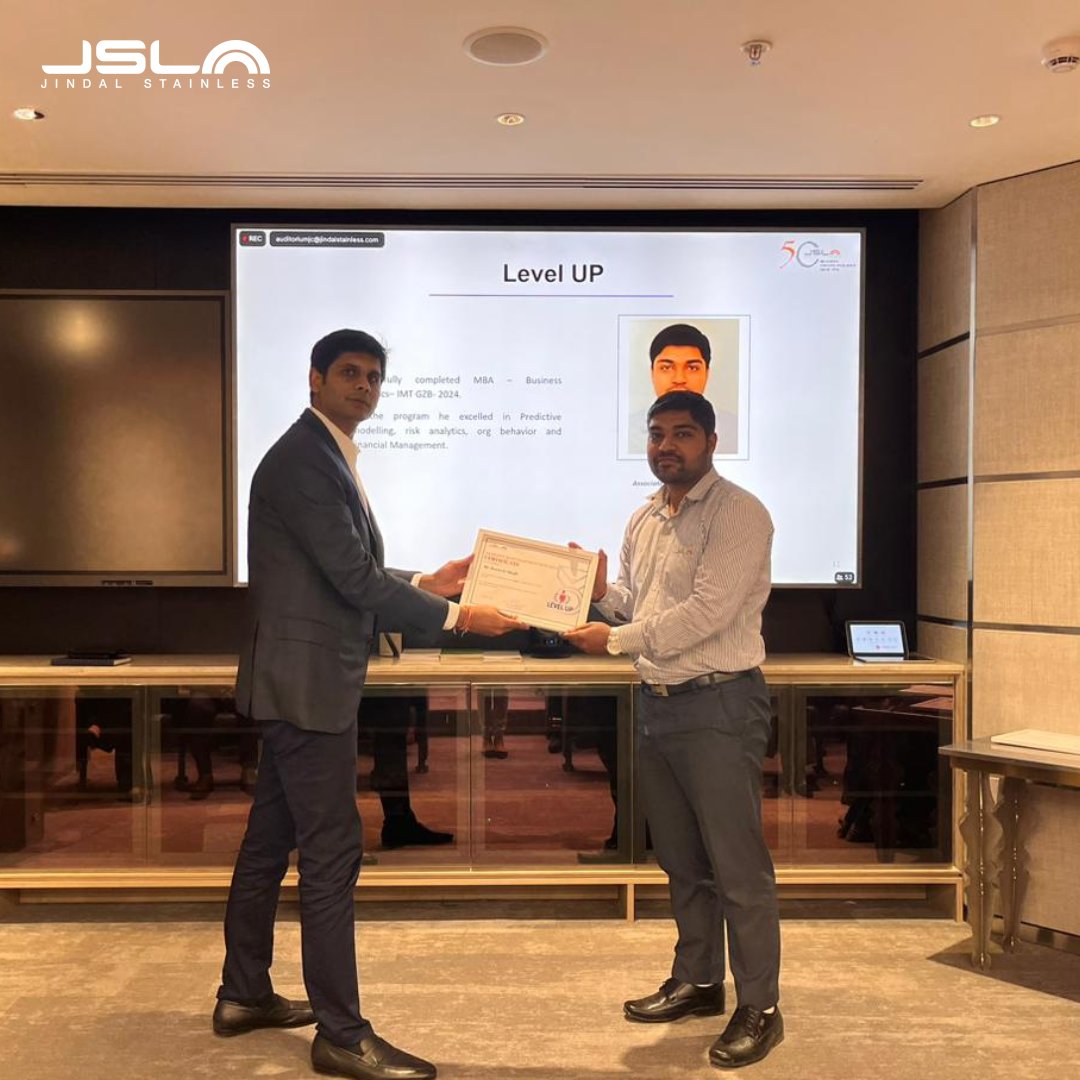 Recognising our stellar performers! On April 3, our corporate office organised the quarterly Rewards and Recognition ceremony, honouring ten employees for their outstanding performances in the third quarter of FY24.

#JindalStainless #JSL #Stainless #StainlessSteel