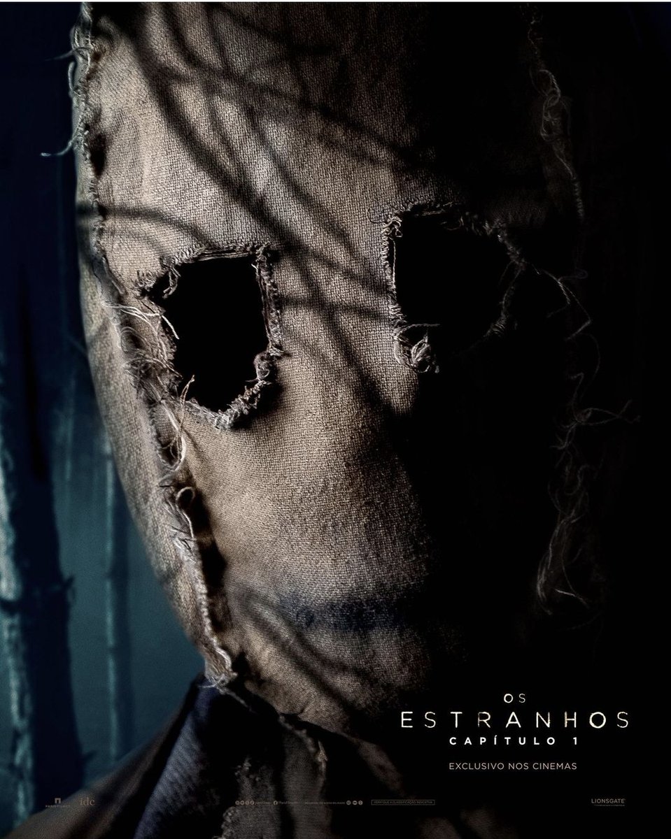 BlogEspacoLivre's tweet photo. A Paris Filmes e a Lionsgate lançam hoje três novos cartazes do terror "Os Estranhos: Capítulo 1" (The Strangers: Chapter 1), estrelado por Madelaine Petsch, de Riverdale. O longa chega aos cinemas brasileiros em 16 de maio. https://t.co/gJ8fsGENLk