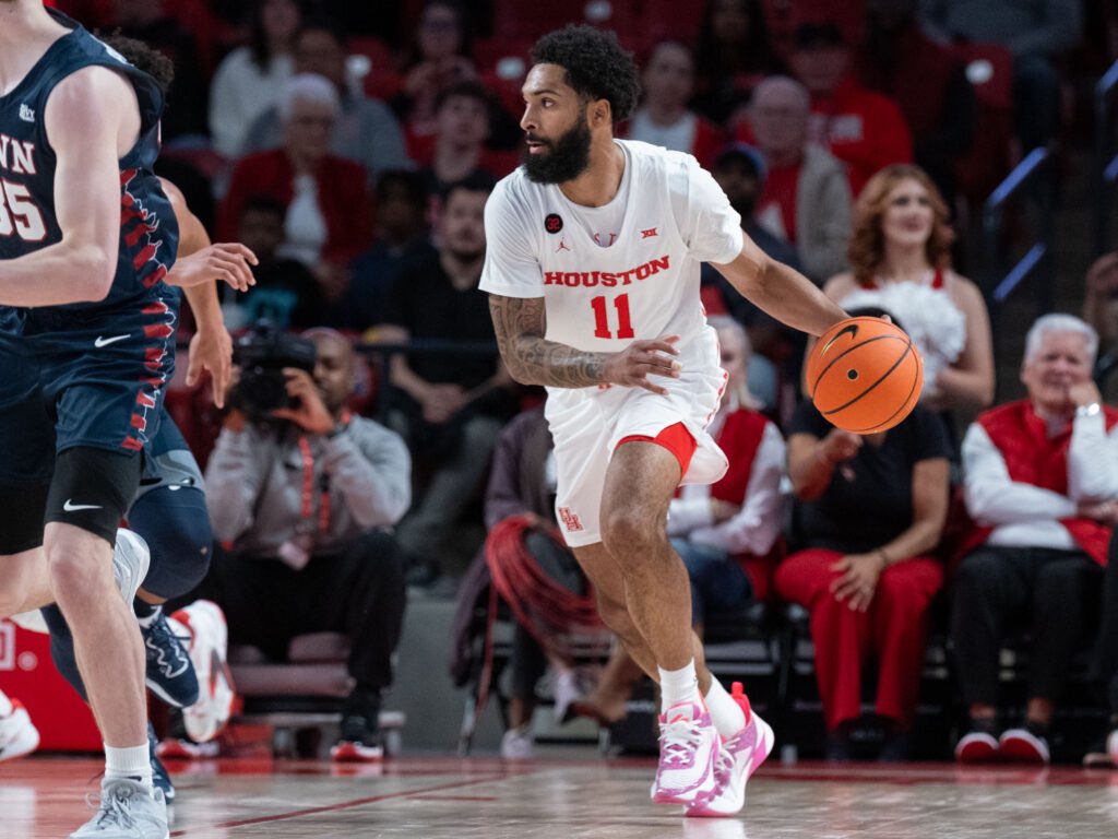 Houston grad transfer Damian Dunn has officially entered the Transfer Portal @On3sports has learned The 6-5 guard averaged 6.7 points in 37 games this season. He’s scored 1,288 career points. Is originally from Kinston, North Carolina. on3.com/db/damian-dunn…