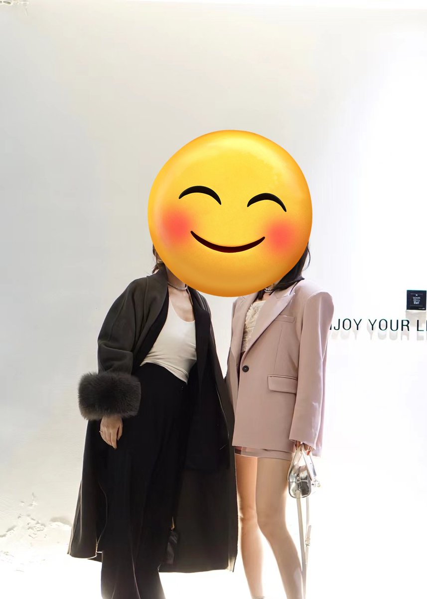 今天和小姐妹去拍了照