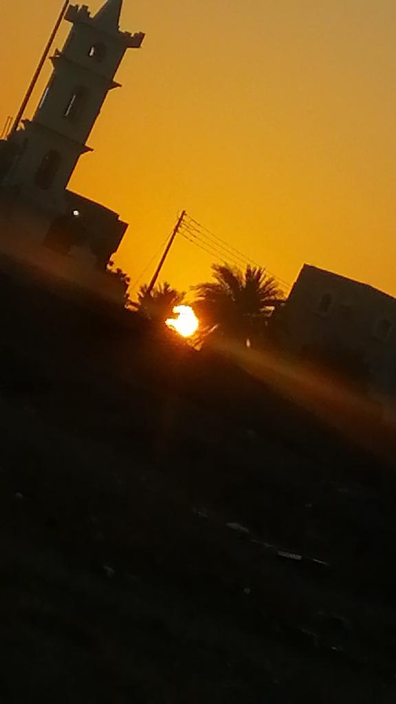 fhdmol's tweet image. شروق شمس ليلة 25 من رمضان 1445