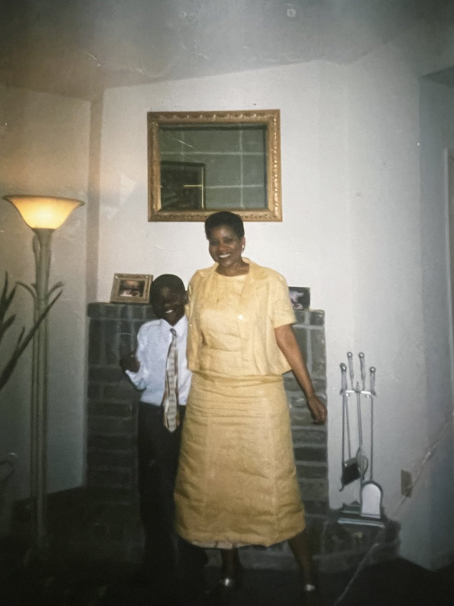 sofaboyjamie's tweet photo. Rest easy to the greatest to do it. I used to tell her about all my dreams for hours. She made me believe I can do anything. ♥️ https://t.co/Cd0PyjuL1e