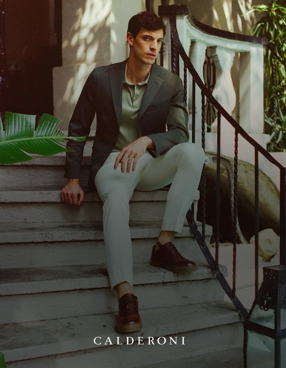 Experimenta la esencia de la #primavera con un atuendo #casual, fresco y sofisticado de Calderoni.

Encuentra el look en <a href="/liverpoolmexico/">Liverpool México</a>: bit.ly/3HTFmNn