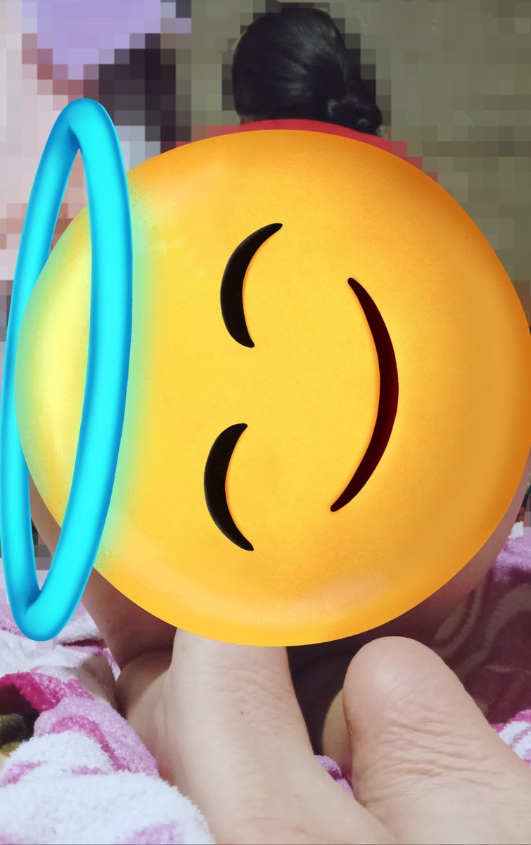 Nicoll19Chik's tweet photo. @https_qti Yo también, y nadie me envía DM 🥺 https://t.co/eVnG6L17d5