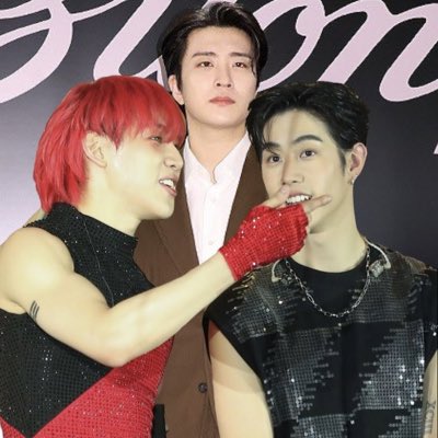 mutimarktuan_'s tweet image. #NewProfilePic