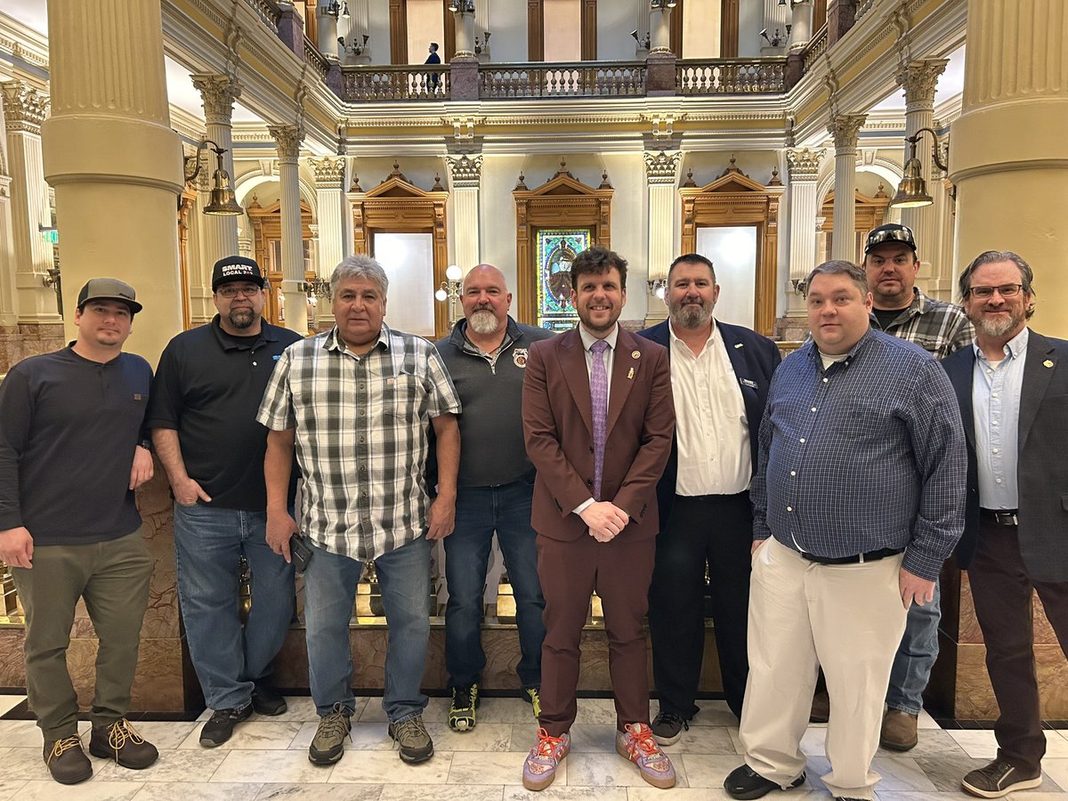 AFLCIOCO's tweet image. Thank you Rep. @javier_mabrey for your solid support for #RailSafety. #SafetyFIRST #coleg #copols @SMARTLocal202 @smartunionworks