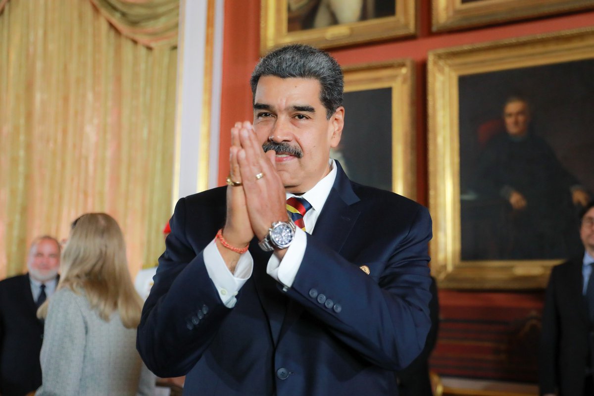 #4Abr | 🇻🇪 📢¡ETIQUETA DEL DÍA! ▶️ #VenezuelaAntiFascista ¡Nuestro rumbo es la paz, por la tranquilidad del pueblo!
