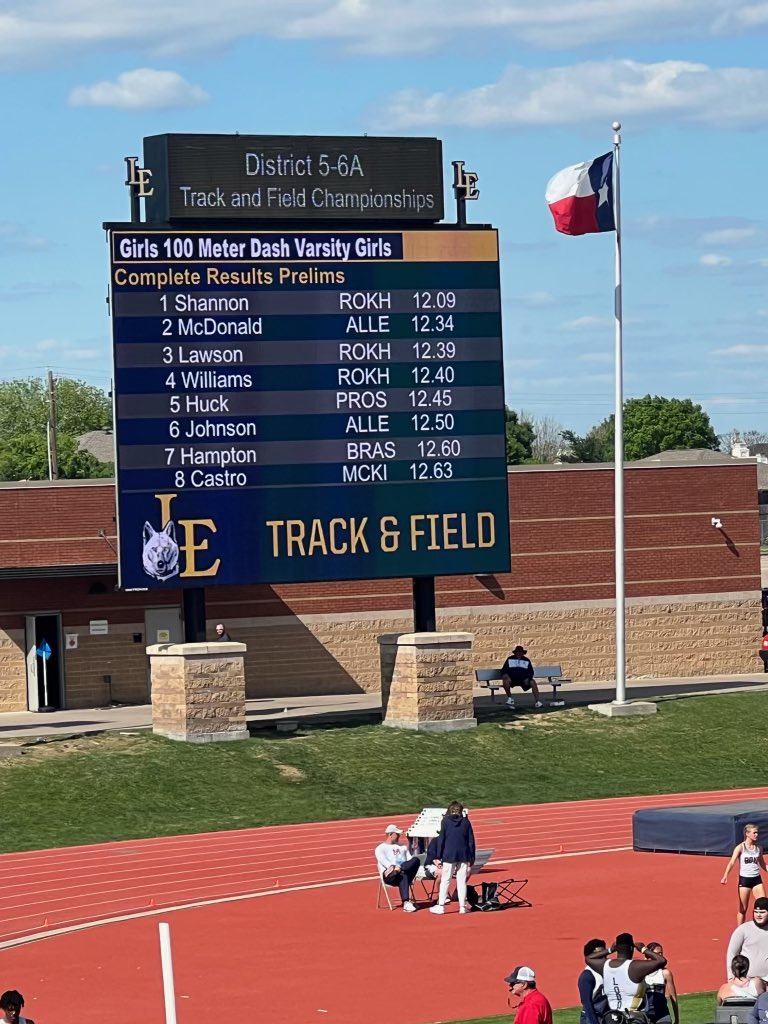 Jayda_SJ's tweet photo. Full team effort today! Allen High School girls are district champs! I chipped in a little…100M champ at 11.67! Back to the lab with @NateDaug .. One step at a time. @AllenGirlsTrack https://t.co/0sJ3OWErmh