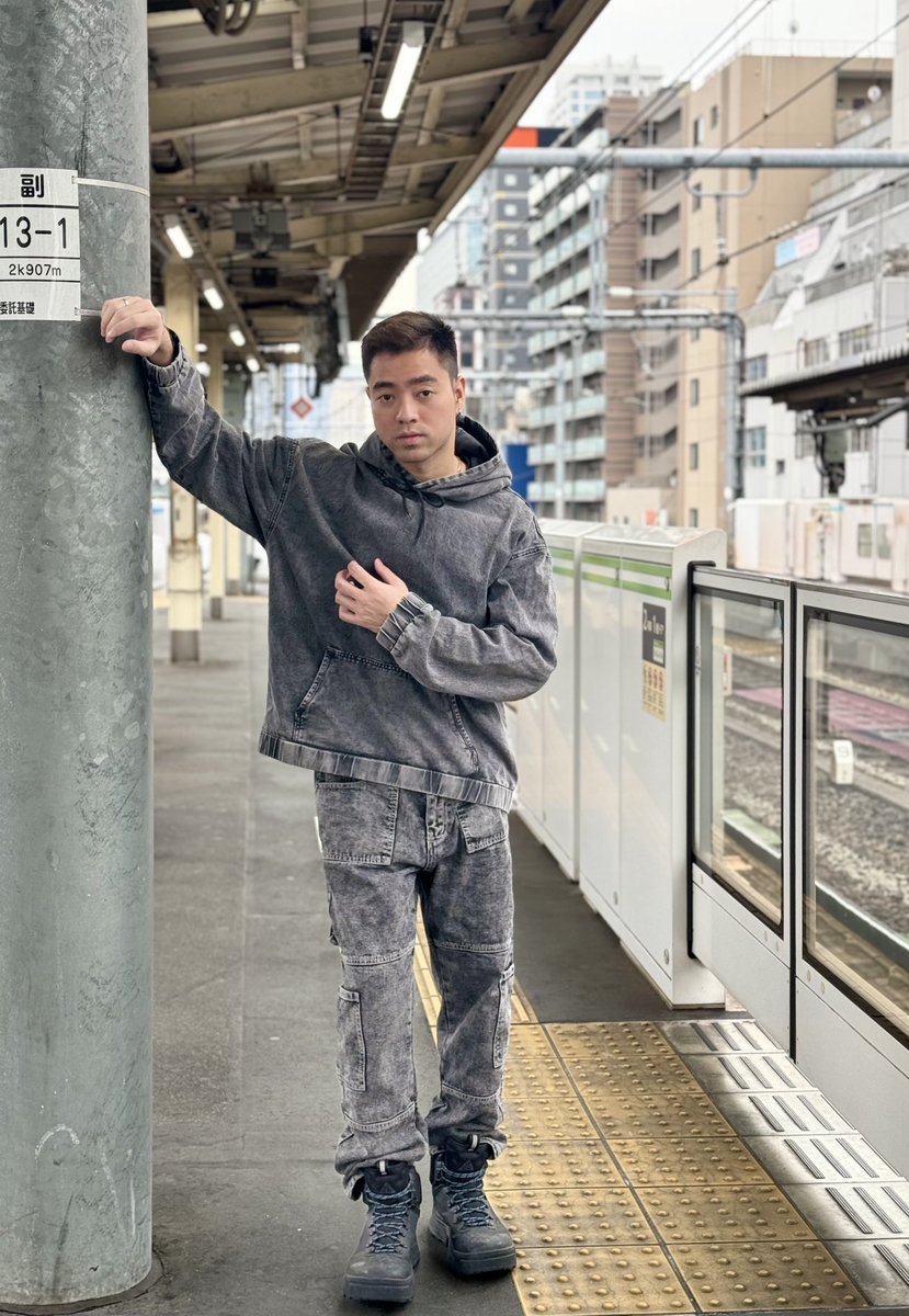 The bustling streets of central Tokyo.
.
.
.
.
.
.
.
#japan #japantravel #japantrip #travel #tokyo #travelphotography #visitjapan #photo #kyoto #japanese #traveljapan #of #explorejapan #insta #travelgram #photography #japanphoto #japanphotography #japanlife #japan