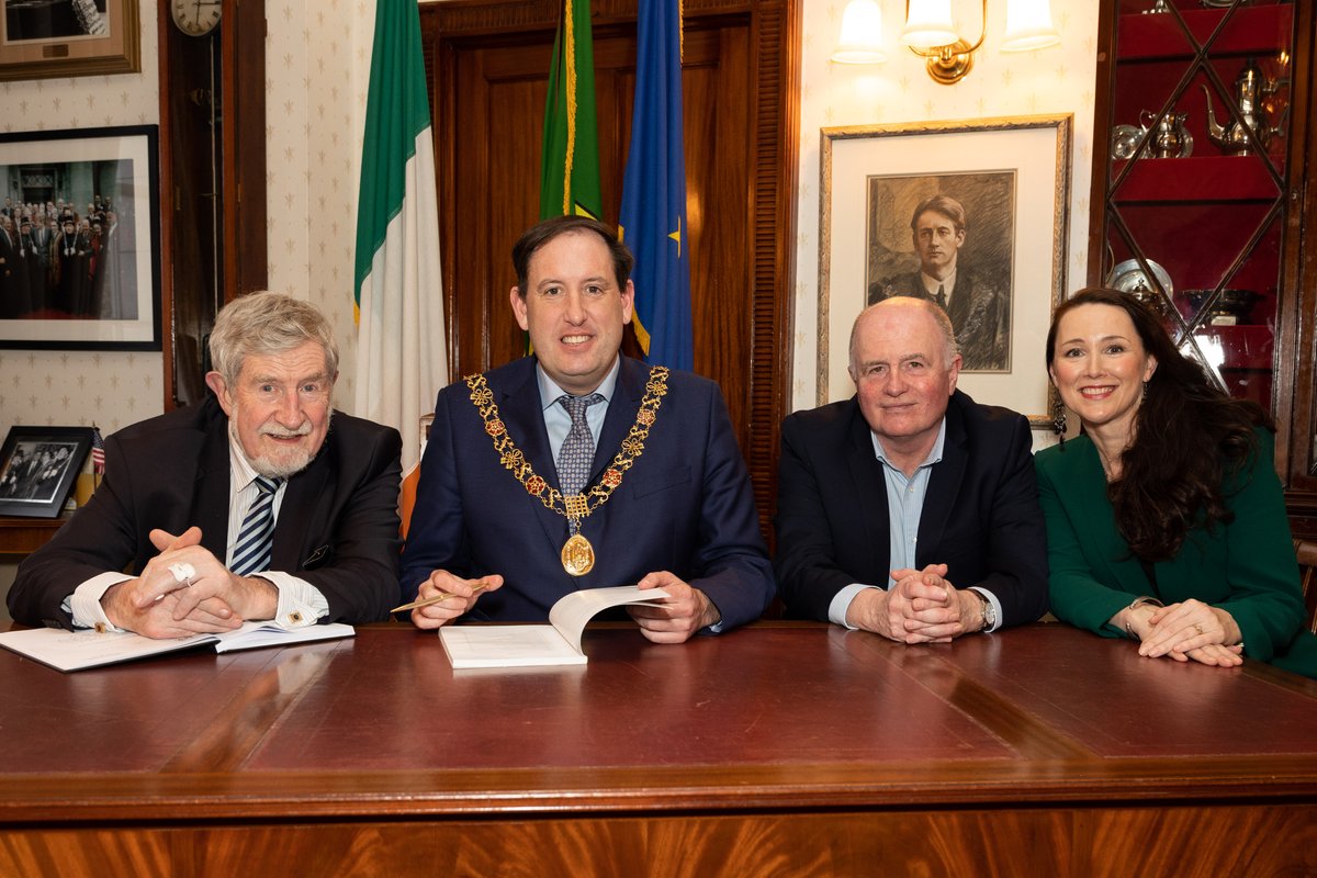 griffithcollege's tweet photo. The Lord Mayor of Cork, Cllr Kieran McCarthy, held a reception on Tuesday April 2nd to mark #GC50 and the 25th anniversary of Griffith College Cork! It was a special evening for all in attendance including Professor Diarmuid Hegarty who founded the College in 1974. https://t.co/mjK5HwOIfR