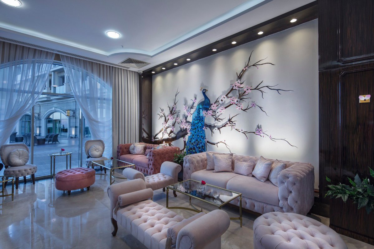 meritinter's tweet photo. Every corner holds a thousand memories.

#meritinternational #merithotels #meritcasinos #meritroyalpremium 
#premiumlobby #atmosphere #interior  #kyrenia #cyprus #KKTC https://t.co/j2giV8vzpv