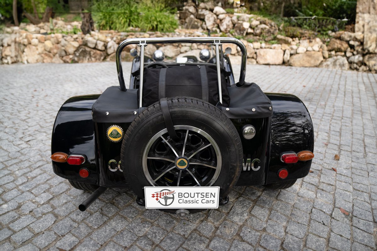 BoutsenClassic's tweet photo. We present you this Lotus Super 7 which was initially designed by Colin Chapman, the founder of Lotus, in 1957.
Exclusively for sale at @boutsenclassiccars ✅

#lotussuperseven #vintagelotus #vintagecars #englishcars #youngtimer #monaco #monacocars  #thierryboutsenf1 https://t.co/YIA3J1pEMH