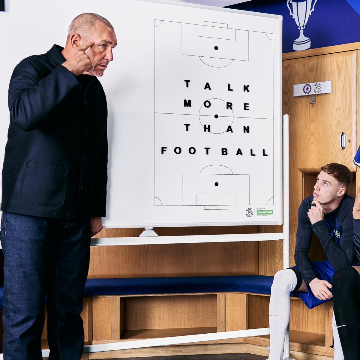 ChelseaFC's tweet photo. Time to #TalkMoreThanFootball. ⚽

Watch Vinnie Jones’ team talk to the nation now!