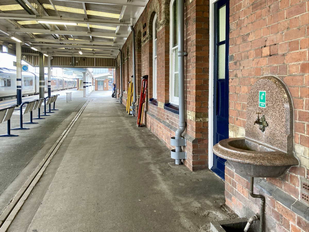 From my occasional series of railway station heritage water fountains I've stumbled across - here are two more examples I've found in recent months. Can you guess where they are? Answers on my new insta channel (ha! what a blatant plug)... instagram.com/the_beauty_of_…