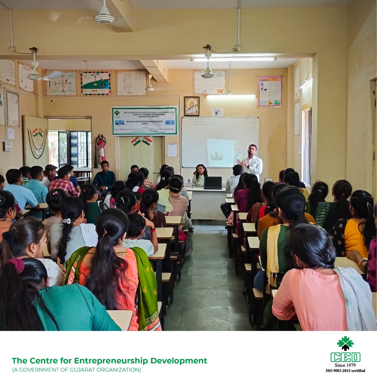 ced_gujarat's tweet image. A Human Resource Development Program on Yogahar and Garbh Sanskar was recently organized at SUC Porbandar. The program aimed to inspire and empower participants by exploring the depths of holistic health practices.
#cedgujarat #humanresourcedevelopment #satvikfood #garbhsanskar