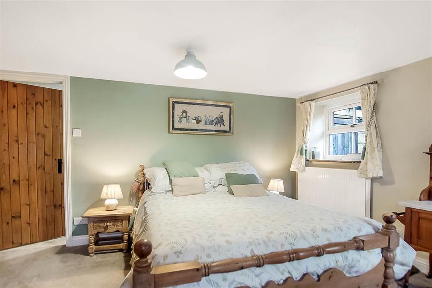TheCarverGroup's tweet photo. 🏠 Marrick, Richmond
💶 £550,000

The Old Byre is a gorgeous, stone built, detached property with large gardens, beautiful views, and bags of character

📞 Call 01748 825317 to arrange a viewing

ℹ️ https://t.co/DHOBMjut1Y https://t.co/3R9vn4sMyR