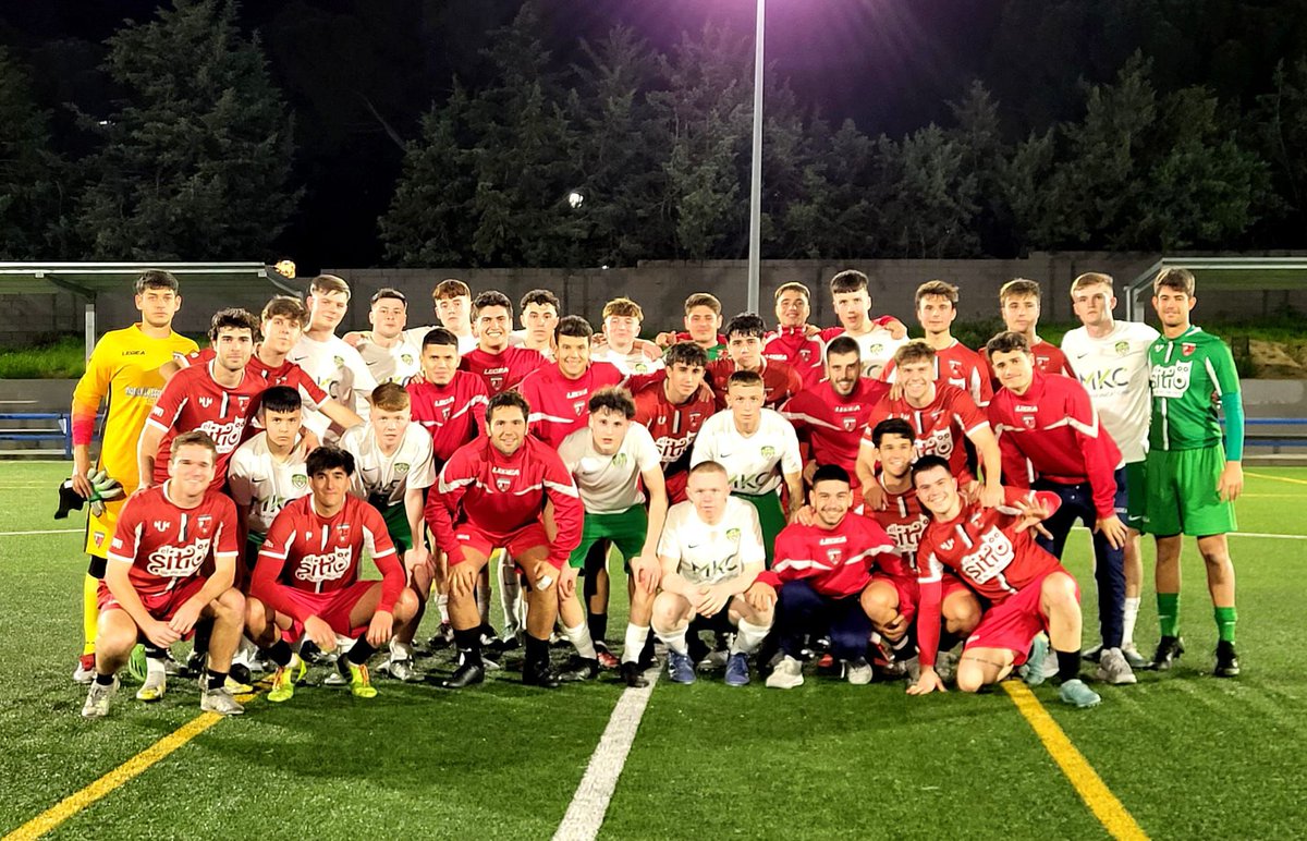 Cabinteely FC (@cabinteely_fc) on Twitter photo Our U18 Premier team and club Director of Football Davy Stone are in Madrid with our Spanish partner club <a href="/ELC_Las_Rozas/">Electrocor Las Rozas C.F.</a>. Buenas suerte amigos y gracias a todos! 🟢⚪🔴🇪🇦🇮🇪 Our U18 Premier team and club Director of Football Davy Stone are in Madrid with our Spanish partner club <a href="/ELC_Las_Rozas/">Electrocor Las Rozas C.F.</a>. Buenas suerte amigos y gracias a todos! 🟢⚪🔴🇪🇦🇮🇪