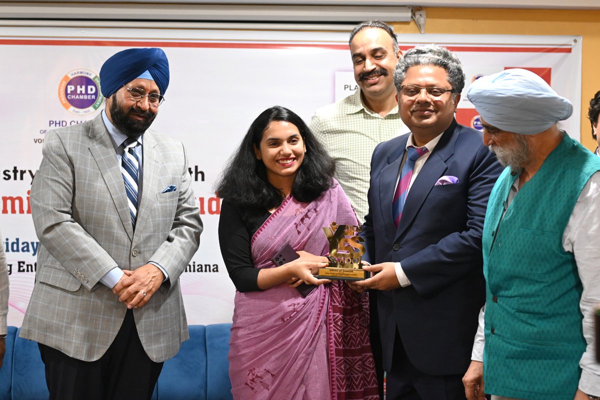 dcmyesschool's tweet photo. DCM YES was privileged to host Ms Sakshi Sawhney IAS Deputy Commissioner Ludhiana, Mr Sandeep Rishi IAS Commissioner Municpal Corporation, Major Amit Sareen PCS ADC and other distinguished officials. https://t.co/CJz4FWJCzB