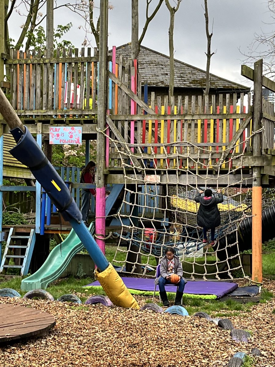 Getting creative, getting in discussion, getting active. An Easter playscheme day at ⁦Pearson Street Adventure Playground. Why not come down and join us. Monday-Friday 10.30-5.30. It’s FREE and it’s fabulous fun! #play #adventureplayground #hackney #friends