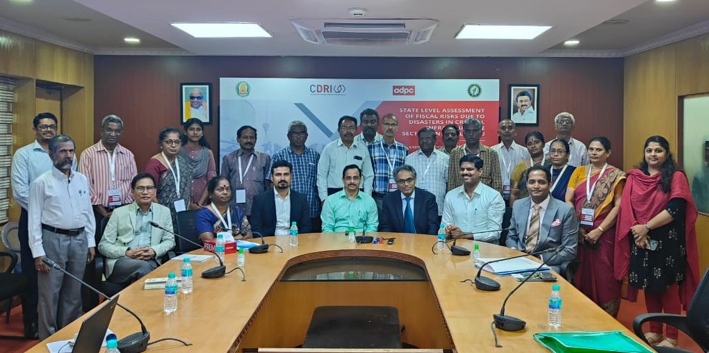 .@cdri_world & @ADPCnet interacted with Tamil Nadu government officials for integrating disaster risk finance in fiscal management processes to enhance financial #resilience of the state. The consultations were organized under CDRI's Finance for #resilientinfrastructure programme