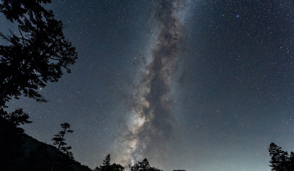 North Yorkshire is blessed with not one but two stunning dark sky reserves: the North York Moors and Yorkshire Dales National Parks. ✨ There's no better way to celebrate International Dark Sky week! #DarkSkyWeek #YorkshireDales #NorthYorkMoors #DiscoverTheNight