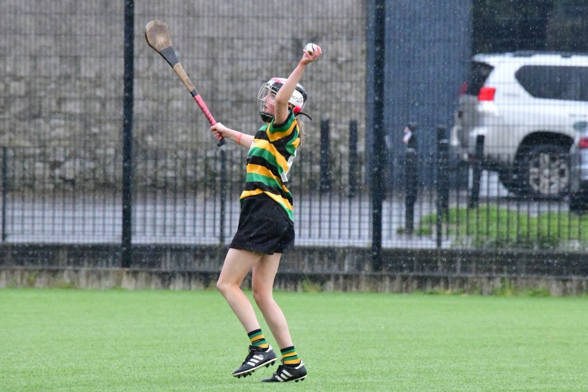 Well done to our Minor team on their victory over @NewcestownCC last night on the 4G pitch in Páirc Ui Chaoimh. @CorkCamogie 💚🖤💛