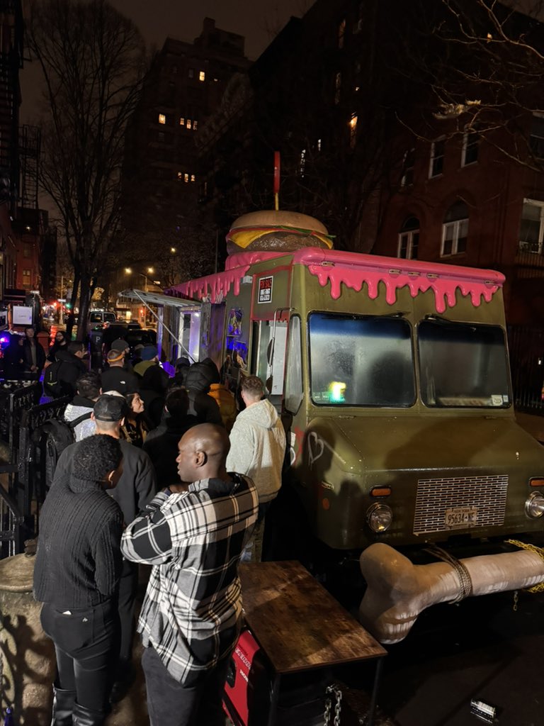 Open for bidness

<a href="/McGoblinBurger/">McGoblinBurger</a>