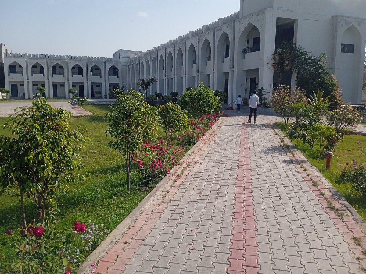 A day at aligarh muslim university (Pride of 🇮🇳) 
#AMU