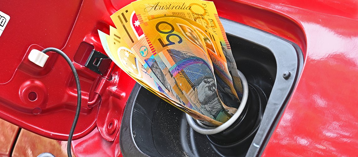 NRMA analysis of 51 price cycles in Sydney since January 2019 has found that motorists have been exposed to some of the highest gross margins (gap between the wholesale and retail price) price for regular unleaded on record: mynr.ma/punishing-pric…