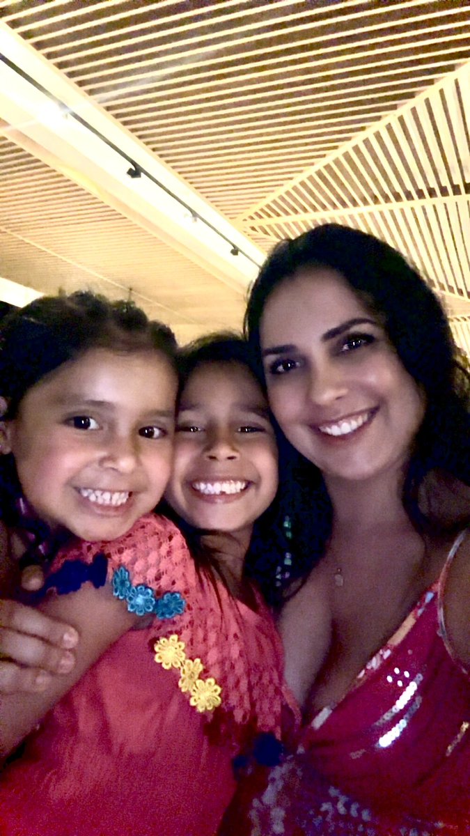 Sometimes…
en un lugar del mundo 
my girls.

#LoveWinsAll #blessed #ellas❤️