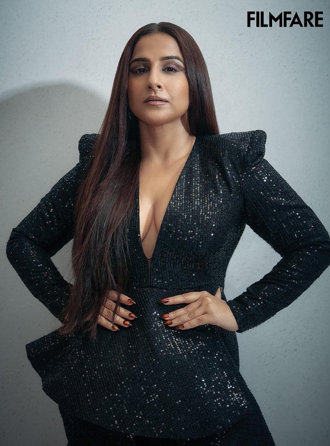 GKTG_qRXsAA7UDE?format=jpg&name=900x900