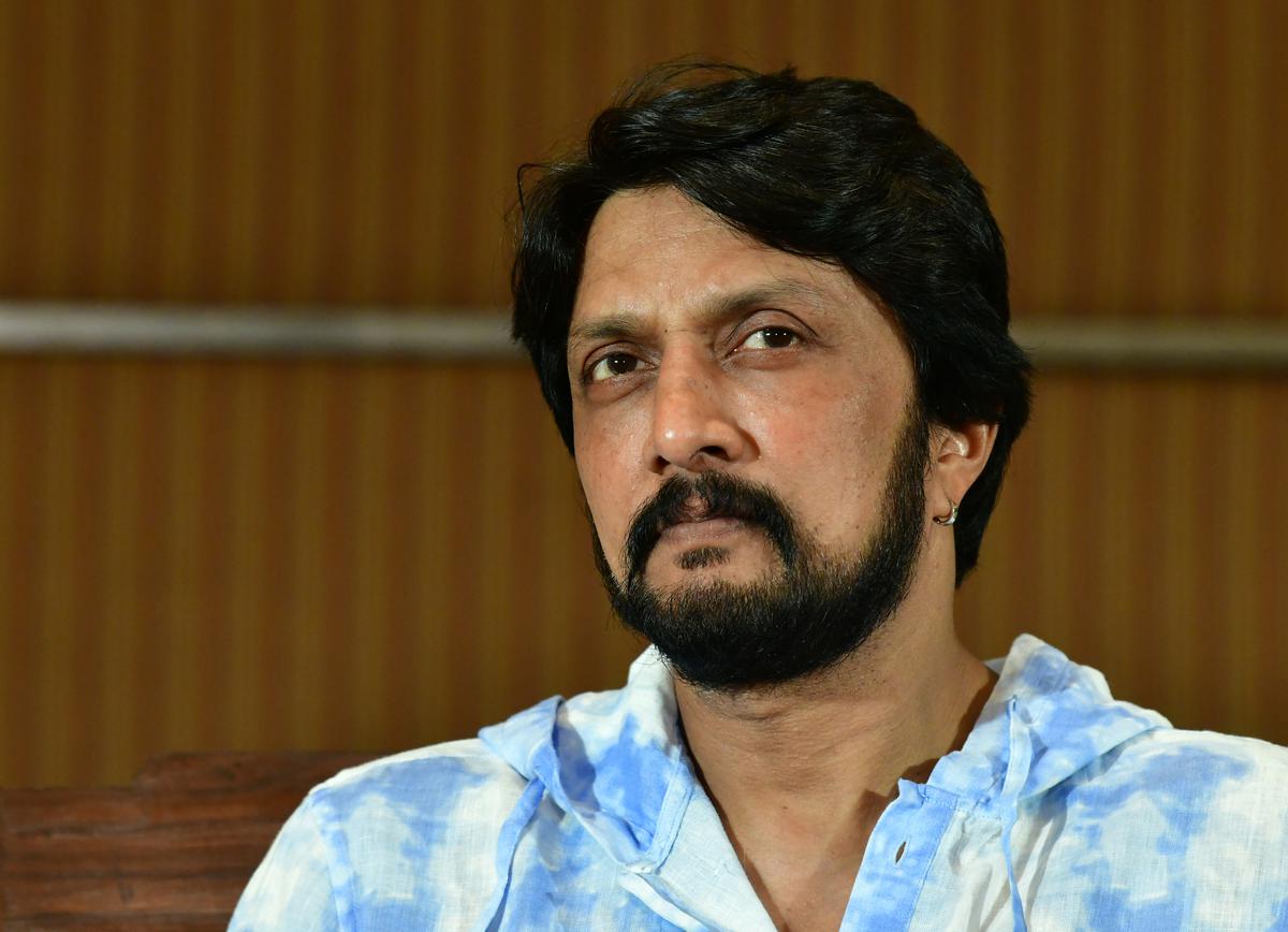 𓆩ನಮಸ್ಕಾರ𓆪🙏 ᴰᴱⱽᴵᴸ -ᴰᴮᵒˢˢ (@namaskara_dboss) on Twitter photo As a Kiccha Boss fan never expected this type of mindset from by other mates 😞
We apologize <a href="/Ashwini_PRK/">Ashwini Puneeth Rajkumar</a> madam and puneeth sir On behalf of our Slum caste fans 🙏🙏
#KicchaBOSS <a href="/KicchaSudeep/">Kichcha Sudeepa</a> As a Kiccha Boss fan never expected this type of mindset from by other mates 😞
We apologize <a href="/Ashwini_PRK/">Ashwini Puneeth Rajkumar</a> madam and puneeth sir On behalf of our Slum caste fans 🙏🙏
#KicchaBOSS <a href="/KicchaSudeep/">Kichcha Sudeepa</a>