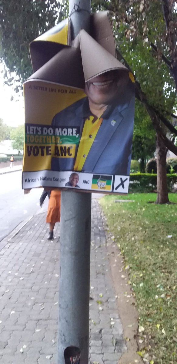 Stoute_SA's tweet photo. Scores of ANC election posters washed away by mild thunderstorms across Johannesburg on Wednesday evening.

The posters, installed on Wednesday late afternoon, can be seen laying to waste next to those of the DA and Action SA, which have been there for weeks. https://t.co/euF1bJ05WN