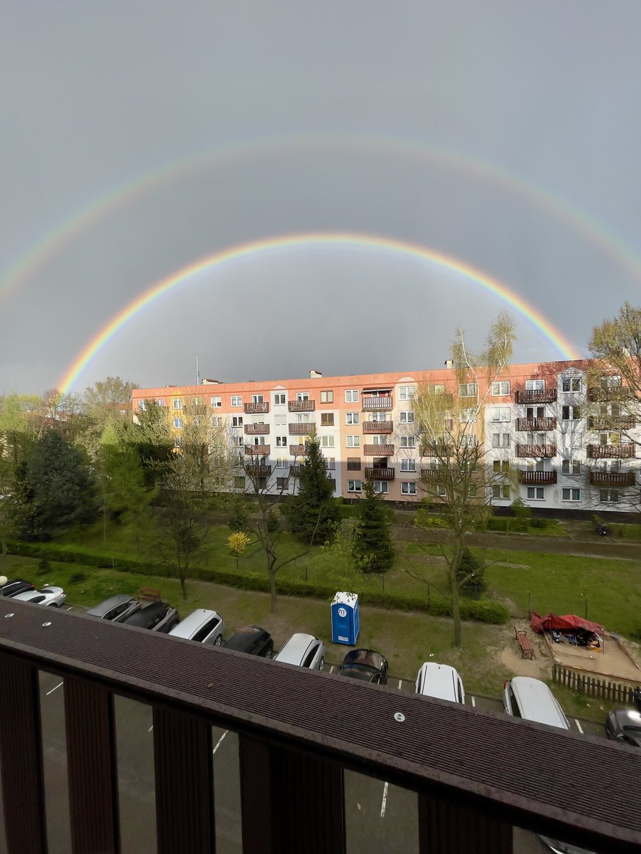 AutoJak's tweet photo. Pijąc  kawę 🍲🙂 https://t.co/OMzXu6vRFB