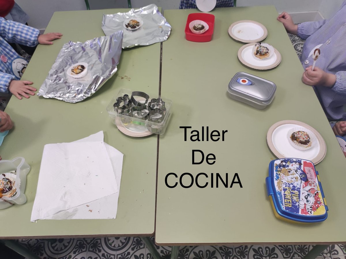 CEIPGdB's tweet photo. Vuelven los TALLERES CON FAMILIAS en el 3 Trimestre. Gracias familias!!!!!! #tallereseninfantil #trabajoconfamiliaseninfantil #trabajocolaborativo #internivel https://t.co/bpJYAnFgeH