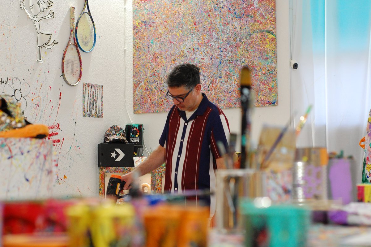 SuperbloomWorld's tweet photo. @derrikjlang you're a @SuperbloomWorld pro with the painting skills on the freshly upcycled @Converse high top sneakers!!! Can't wait to catch up again soon 👟😍🌼🎨🍣🌸
#superbloom #palmsprings #expressyourself #customconverse #createnext #upcycle #inthestudio https://t.co/J8B7nVhP2q