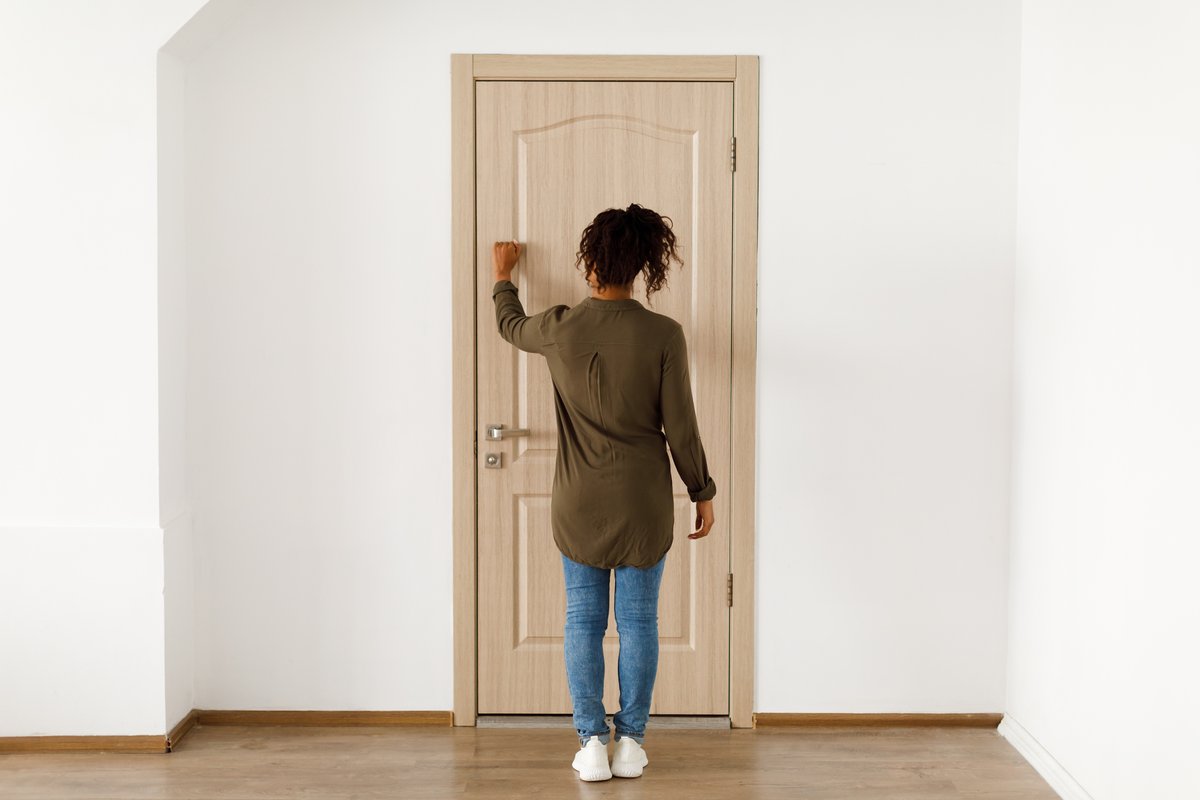 🚪 Your skin color shouldn’t determine what doors are open to you. If you think you’ve experienced mortgage discrimination, visit: hud.gov/fairhousing to file a complaint. #fairhousing #fairlending #mortgage