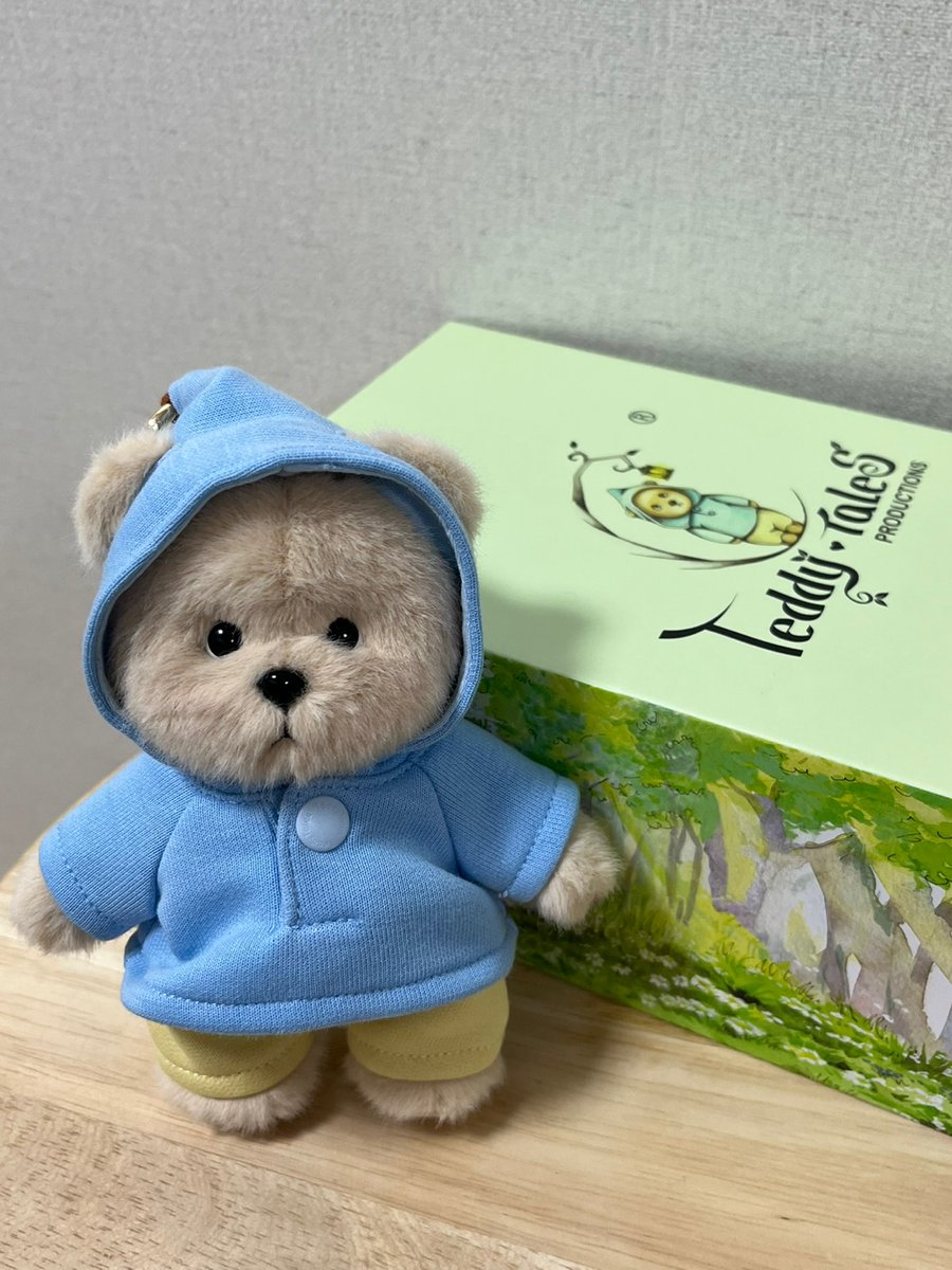 sinsang_info's tweet photo. 여러분.. 테디테일즈 롯데몰 팝업 소식...
장소는 잠실 롯데월드몰 지하1층이에요!!
4/9 ~ 5/8 팝업 기간도 길어서 넘 행복한데
더현대에서 품절되었던
시그니처 키링도 재입고 예정이라고..!
석촌호수 갔다가 꼭 들려야지🌸🌸 https://t.co/iLprLWtb4M