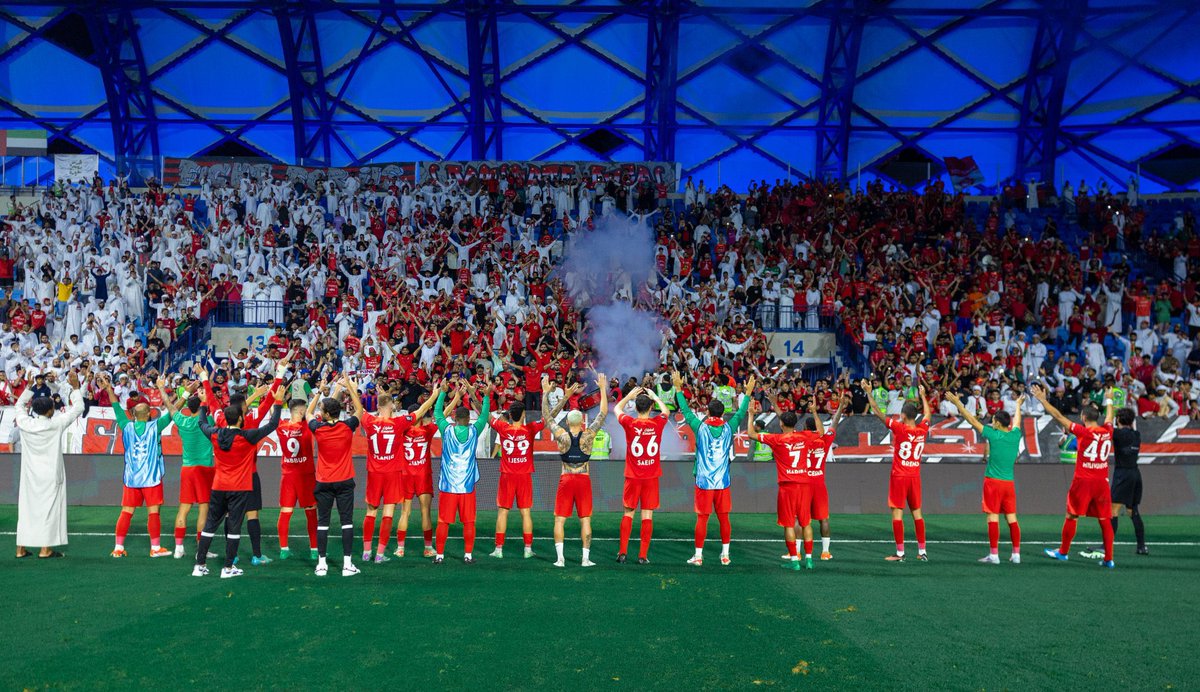 Mohdbinajil's tweet photo. One team , one family❤️ https://t.co/a47Y5nR8Lk