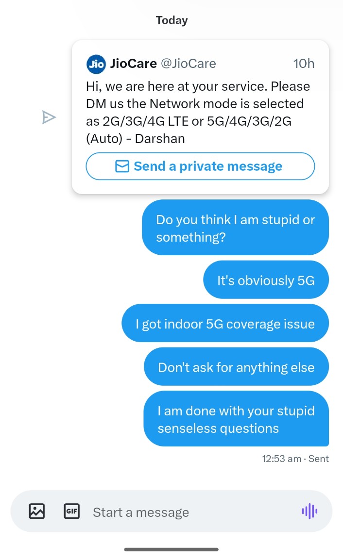 lipsmok's tweet photo. @ShahDhavalJ @JioCare I am sure this is a fake post by some from the company. As I have been complaining for the last 4 months. And the customer care always asks the same question as my location and is mode of network and never reply, shame on @JioCare @reliancejio https://t.co/Hc8Nrc6E42