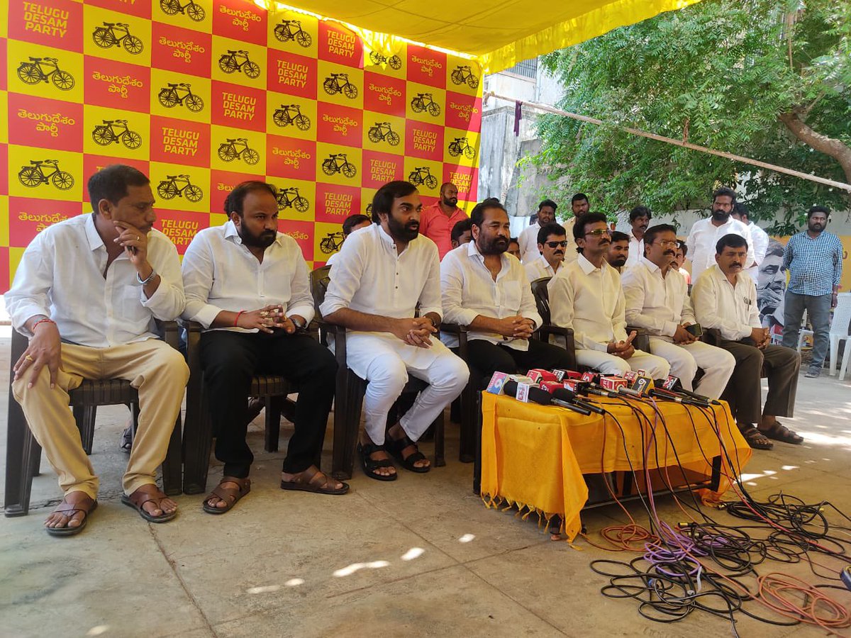 ManukranthReddy's tweet photo. Nellore: Today Joint Press Conference along with TDP and BJP leaders regarding Pension Distribution issue. 

@PawanKalyan @mnadendla @JanaSenaParty https://t.co/x8HSDbPwMt