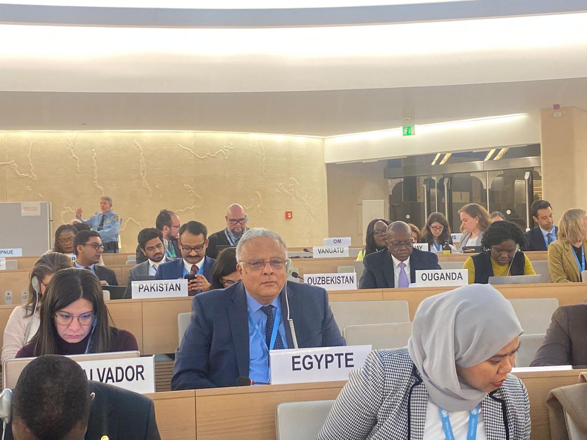 PMEgypt_Geneva's tweet photo. 1/3: HRC adopted the resolution on the right to work, submitted by Egypt in collaboration with a core group that includes Indonesia, Greece, Mexico and Romania. The resolution was co-sponsored by more than 52 countries.
@UN_HRC
@gamaleldin_ihab https://t.co/IlMuvE9GfY