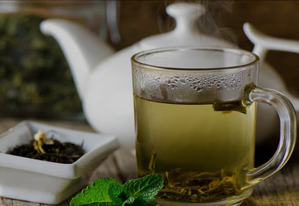 eurekaplace_'s tweet photo. Waking up to a green tea ๐ต solution for better metabolism. At Rose point, we are open to serving you with the best at only 12,000 ugx.
#eurekaplace_
#Rosepoint #greentea
#Simplyescapefromtheprdinary https://t.co/jPirx8V86J
