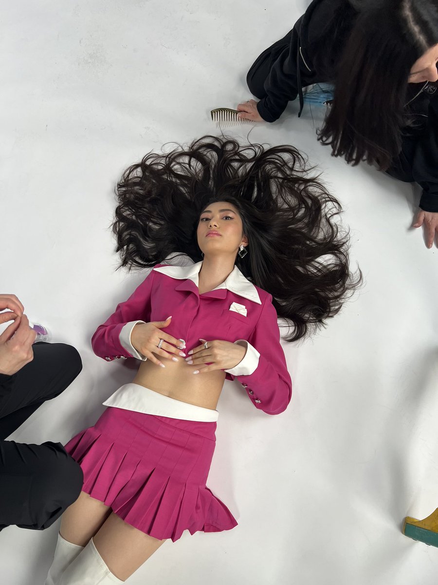 phil_hellmuth tweet media